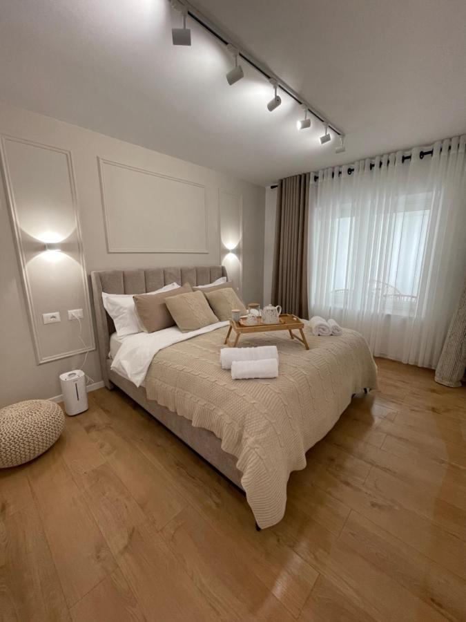 Square Inn Tirana City Center Εξωτερικό φωτογραφία